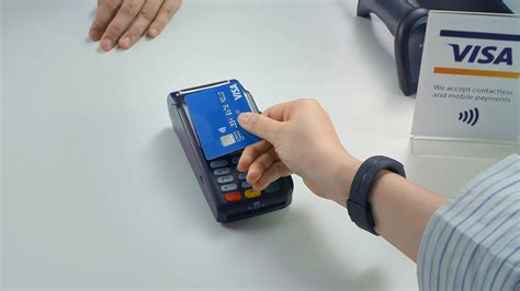 does russia accept contactless credit cards|can foreigners buy money in Russia.